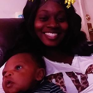 Meet your Posher, April